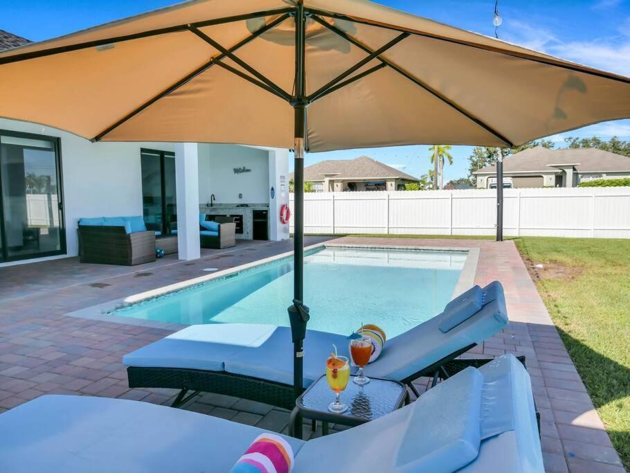 Casa Sevilla, Heated Pool, Sleeps 9, 4B3B เคปคอรัล ภายนอก รูปภาพ